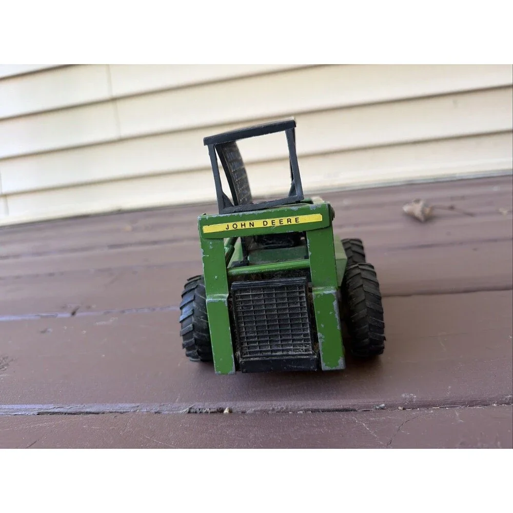 Vintage 1970s ERTL #569-7611 John Deere 1/16 Diecast Skid Steer Loader bobcat